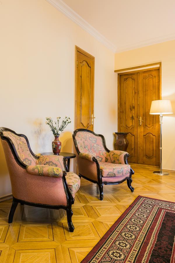 Hotel Vip Тбілісі Екстер'єр фото