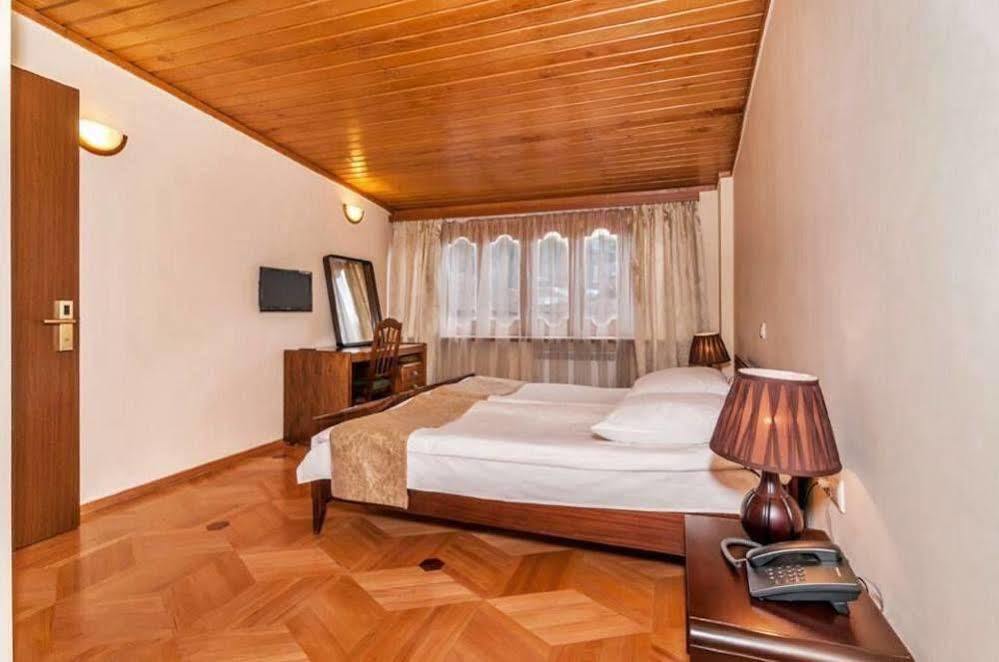 Hotel Vip Тбілісі Екстер'єр фото