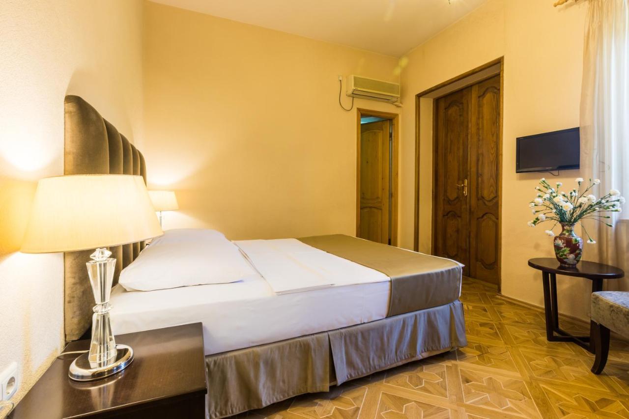 Hotel Vip Тбілісі Екстер'єр фото